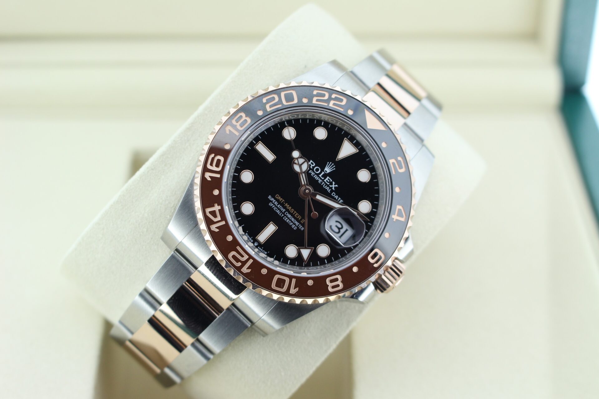 Rolex GMT Master II Rootbeer 126711CHNR tilted