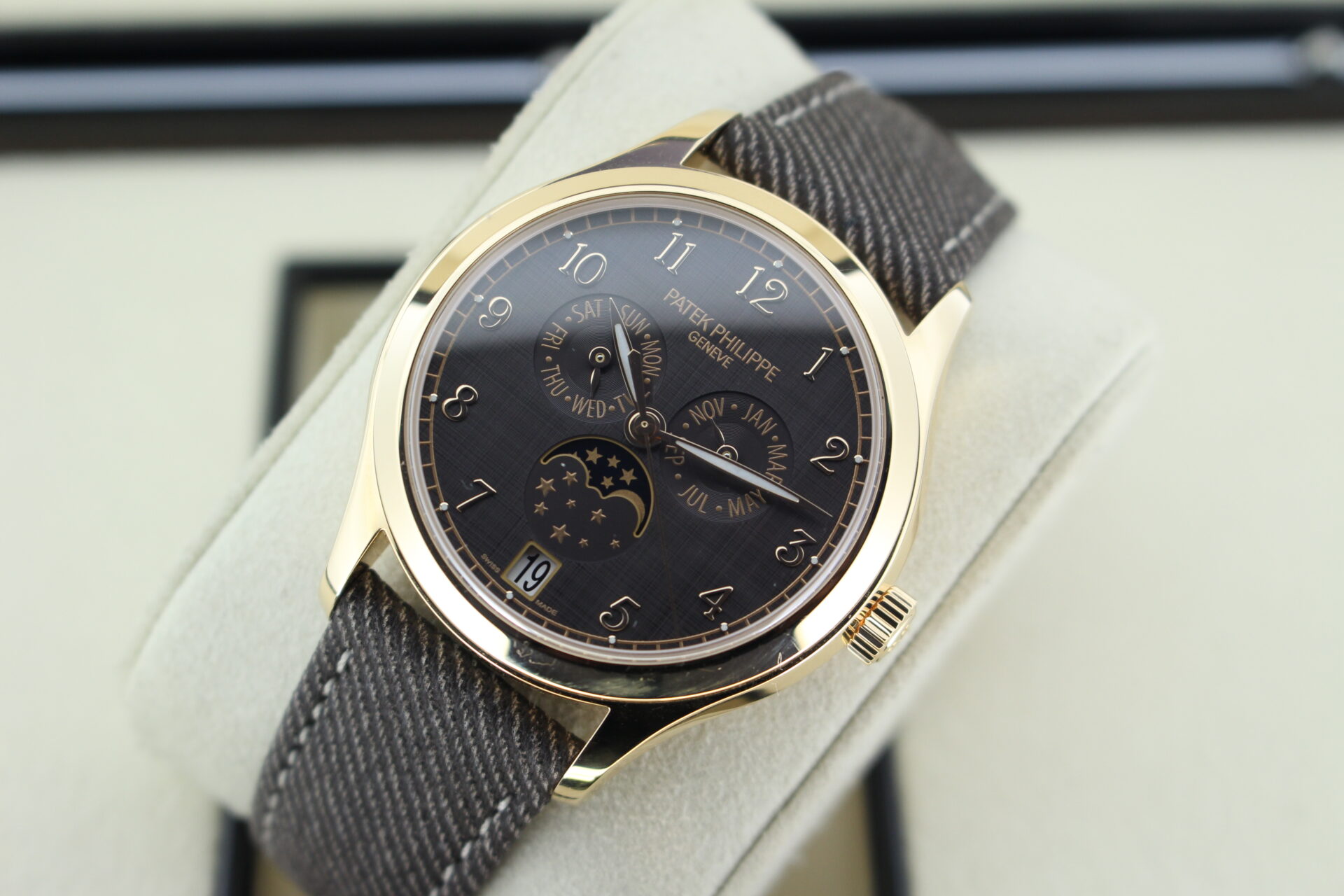 Patek Philippe Complications 4946R-001 tilted