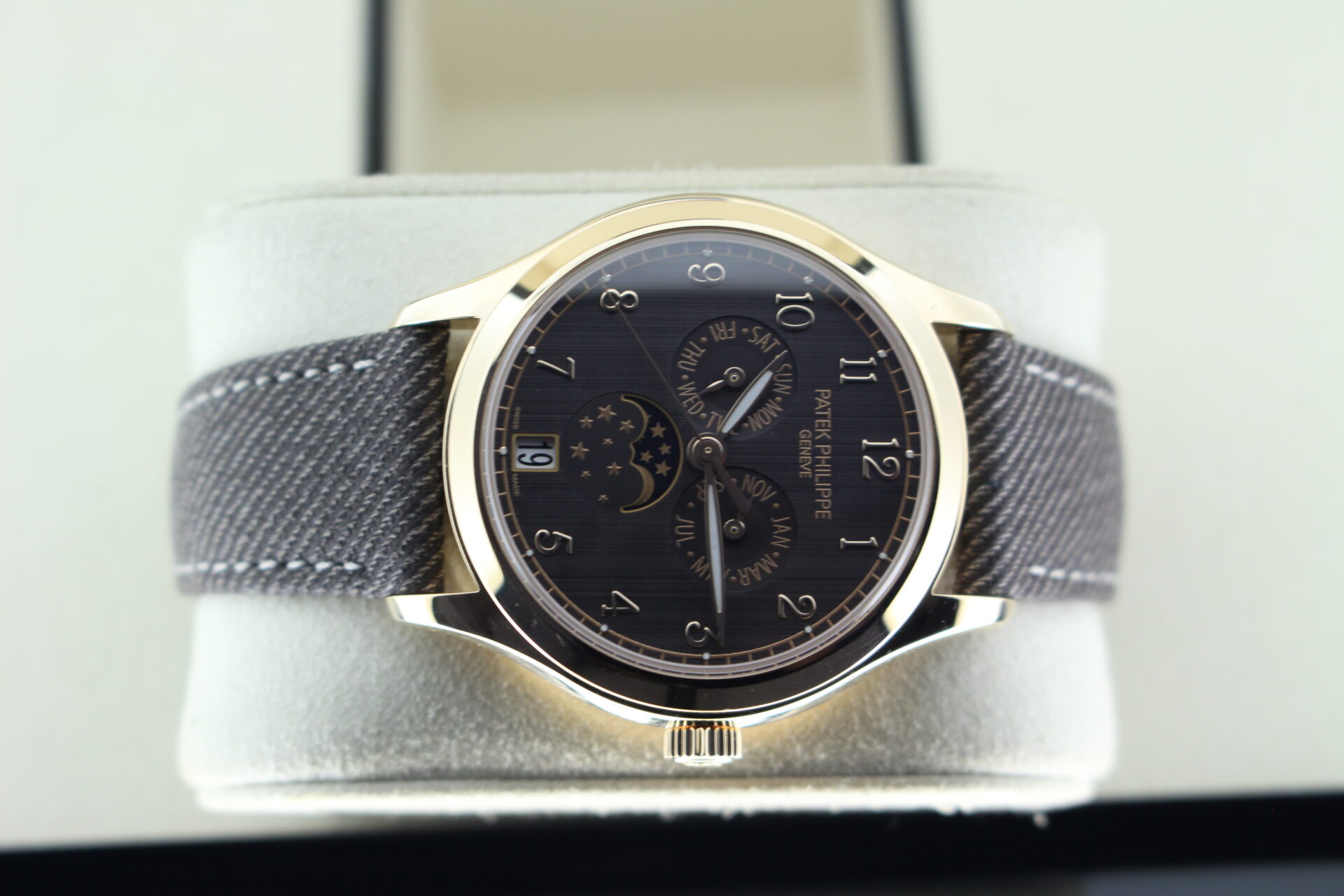 Patek Philippe Complications 4946R-001 on it's side