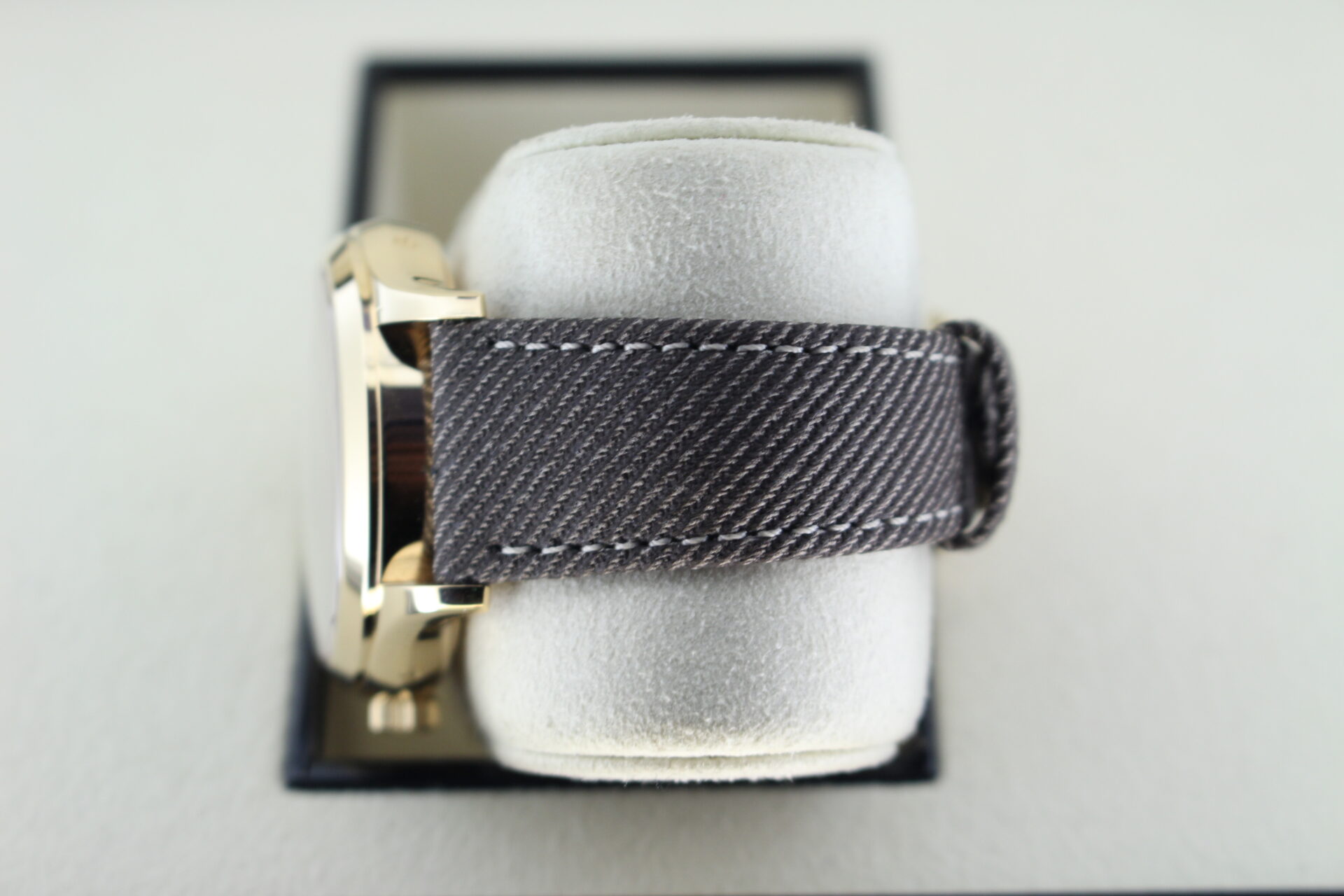 Patek Philippe Complications 4946R-001 calf leather strap