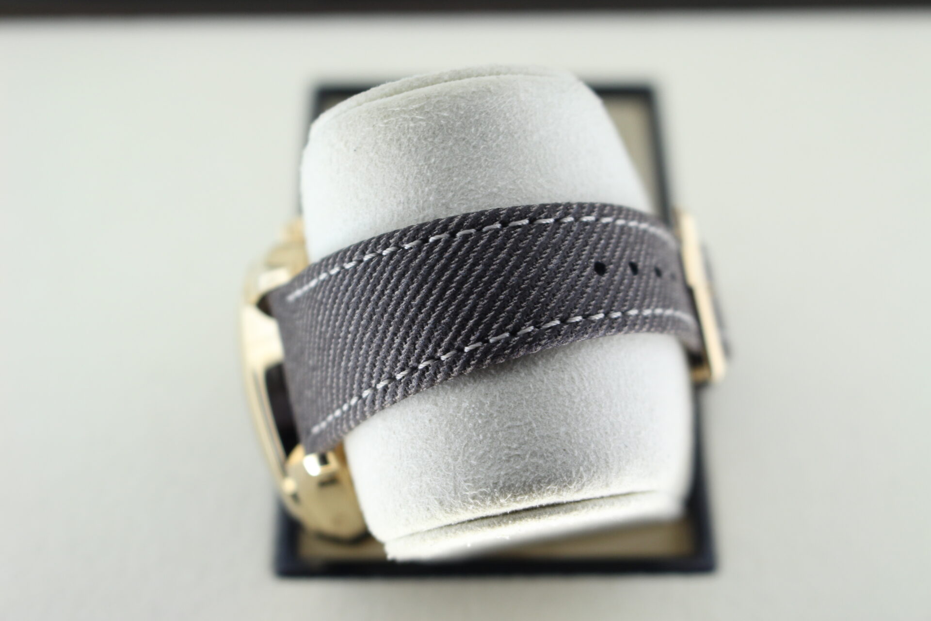 Patek Philippe Complications 4946R-001 calf skin leather strap