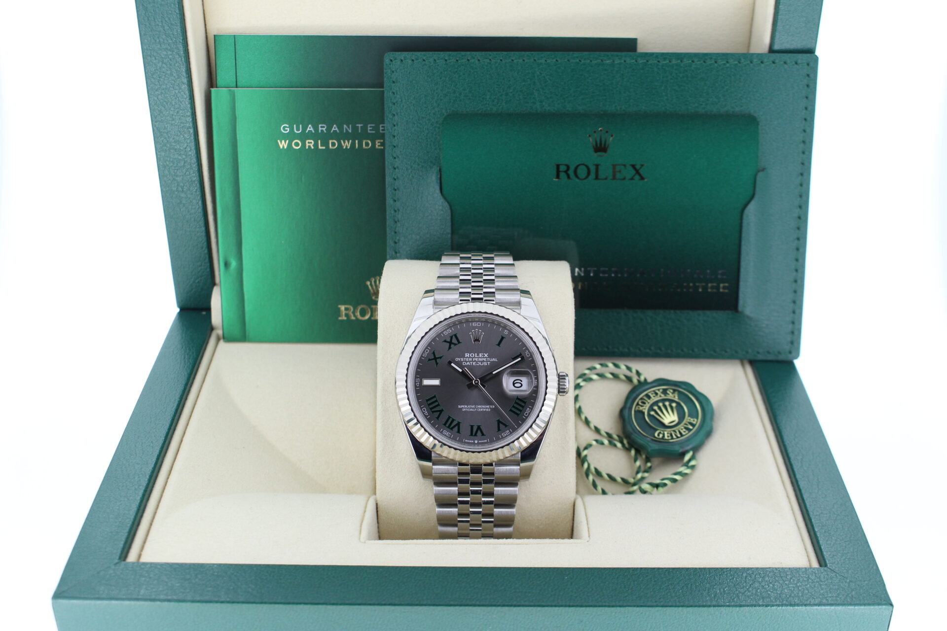 Rolex Datejust 41 Wimbledon 126334 in it's box with green swing tag, booklets and warranty card