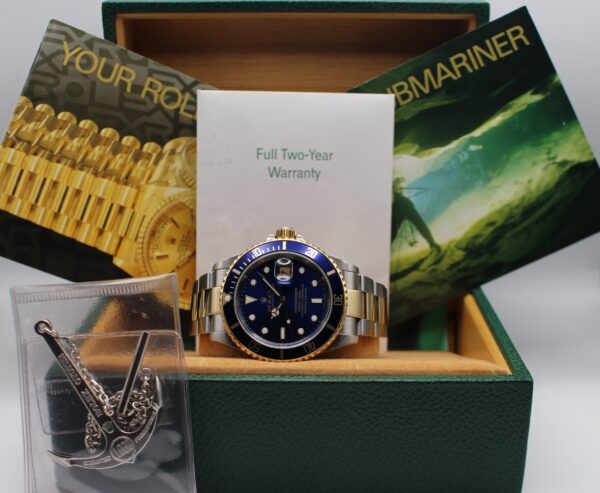 Rolex Submariner Bluesy in original box with accessories