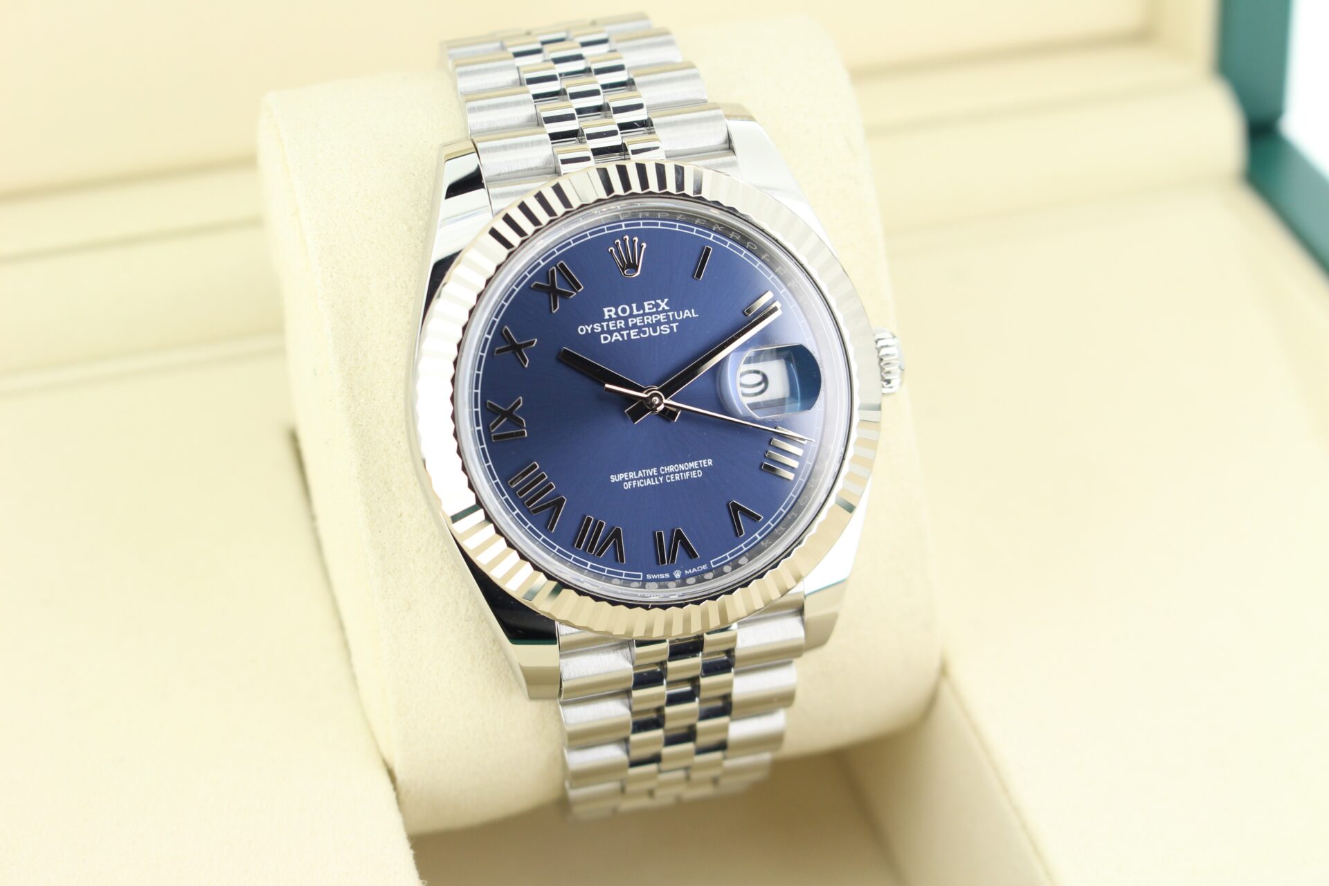 Rolex Datejust 41 Azzuro 126334 facing towards the right to show the left angle