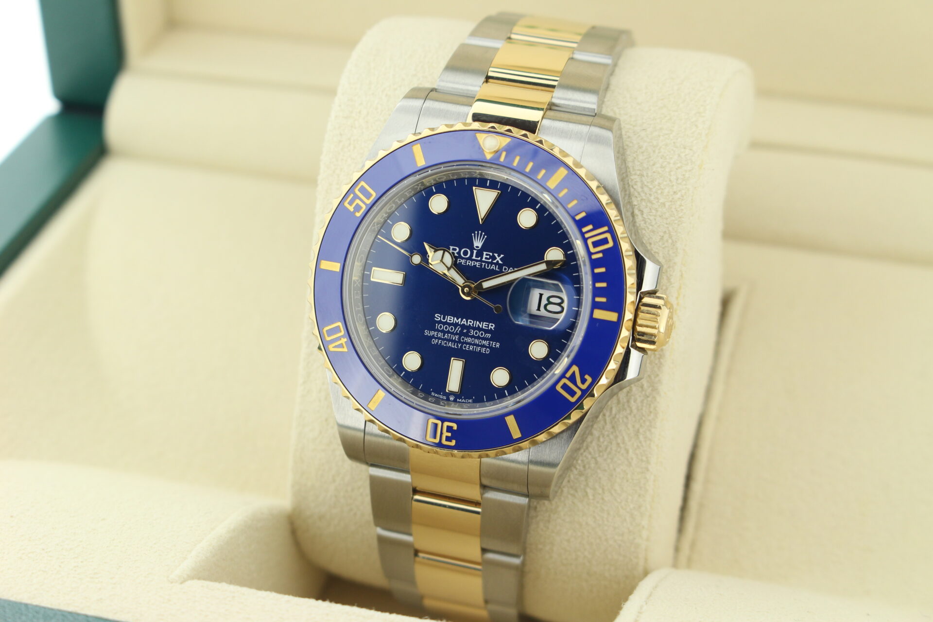 Rolex Submariner Bluesy 41mm 126613LB facing towards the left to show the right angle