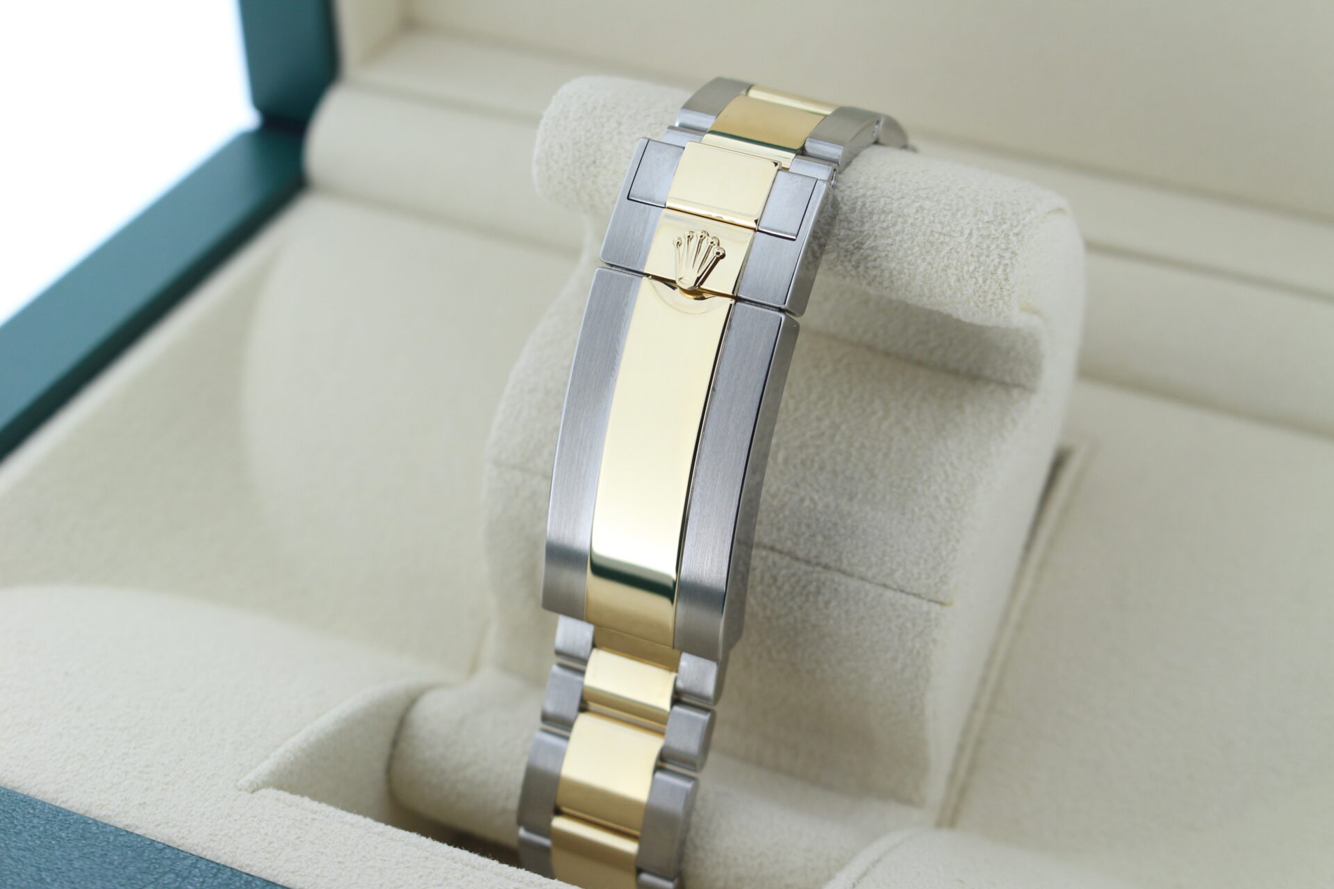 Rolex Submariner Bluesy 41mm 126613LB clasp