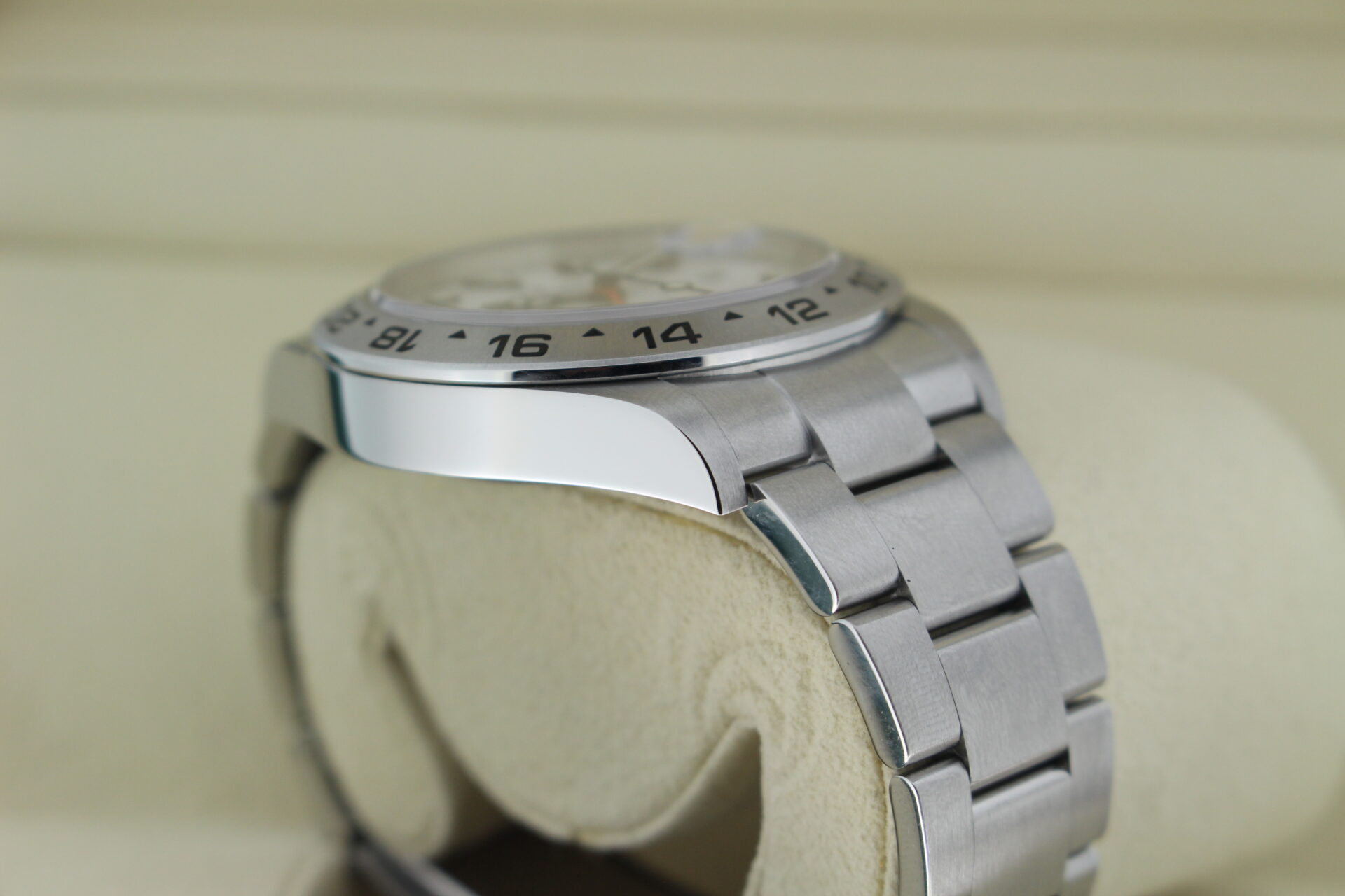 Rolex Explorer II Polar 226570 - Image 12