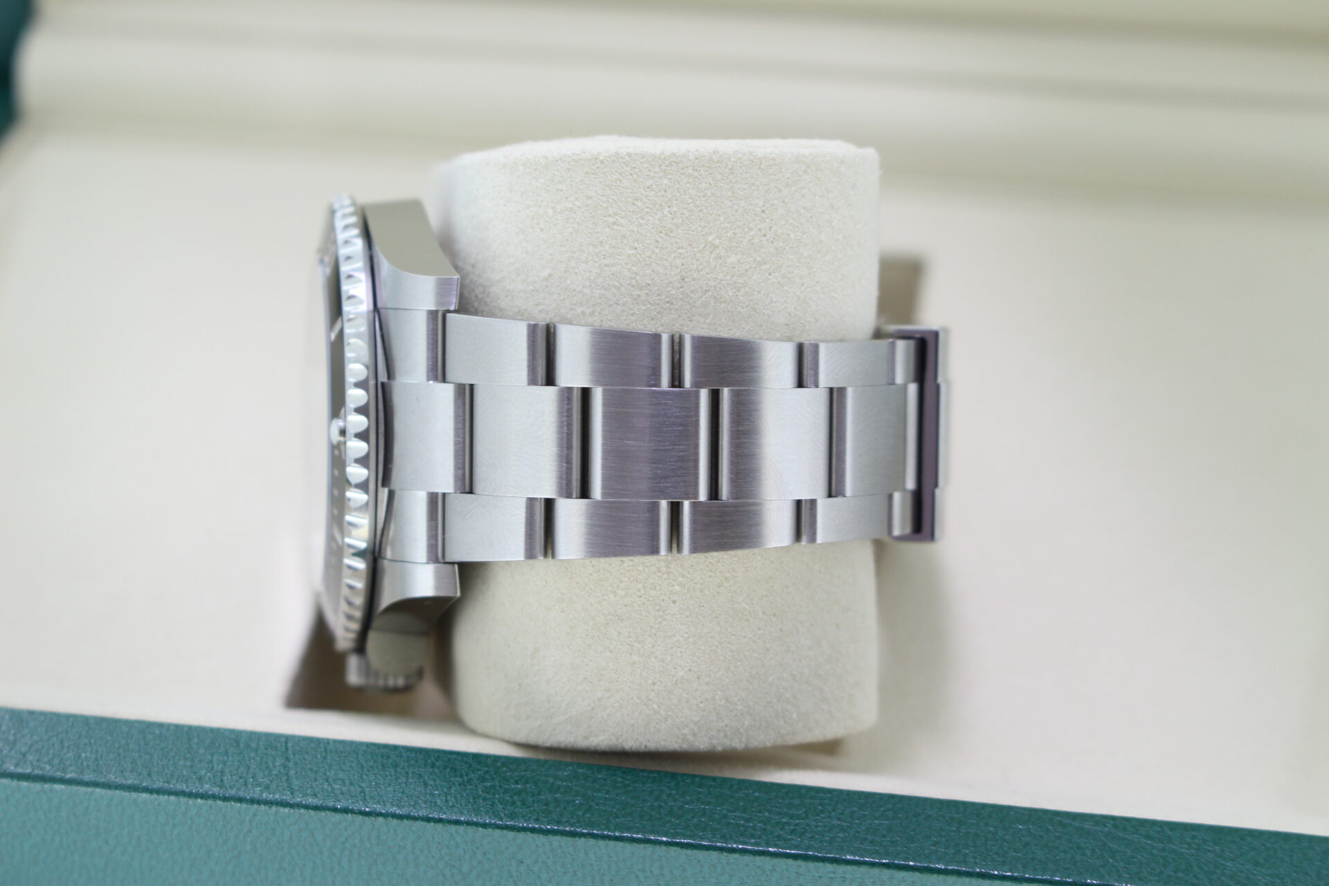 Rolex Submariner No Date 124060 - Image 9