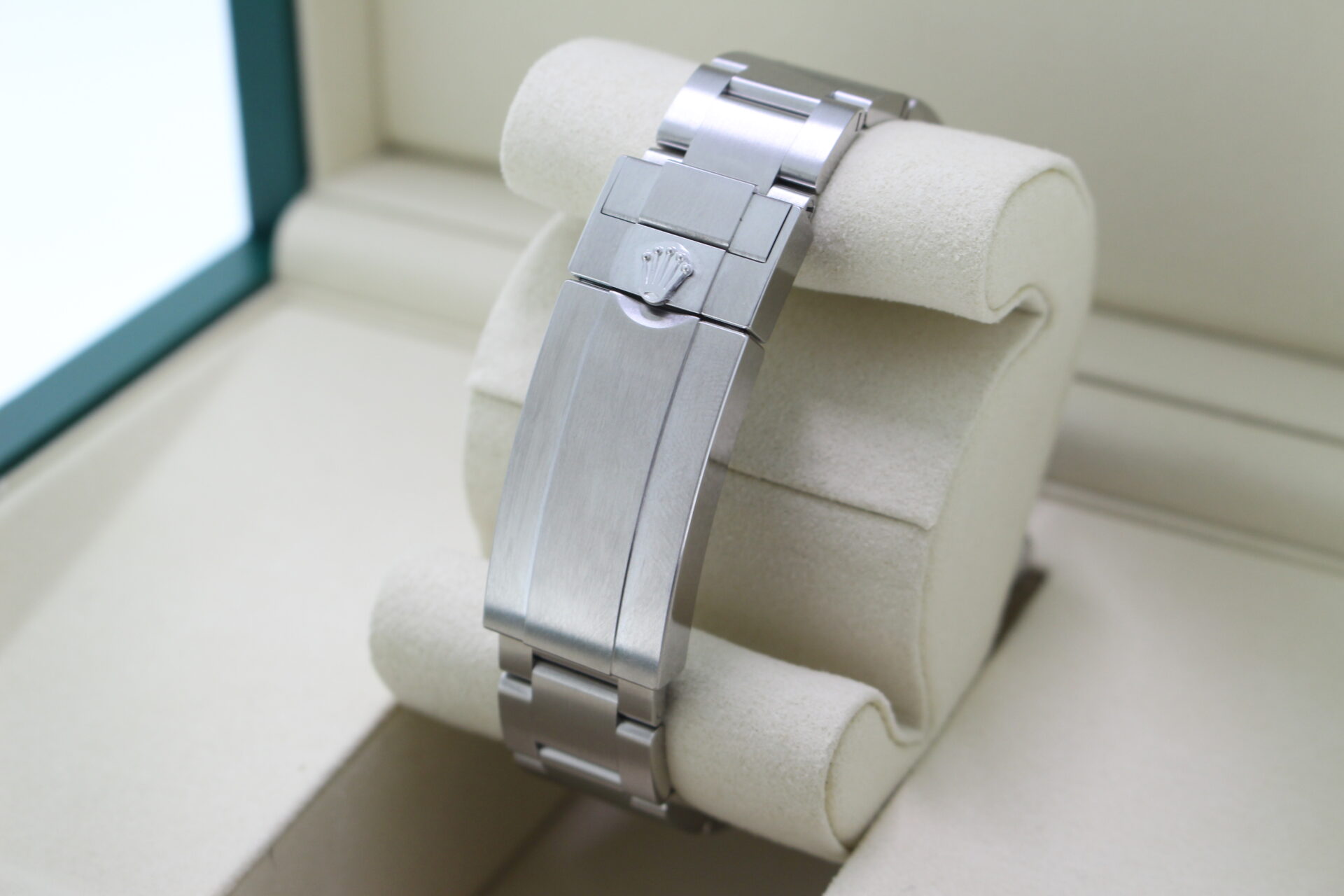 Rolex Submariner No Date 124060 clasp