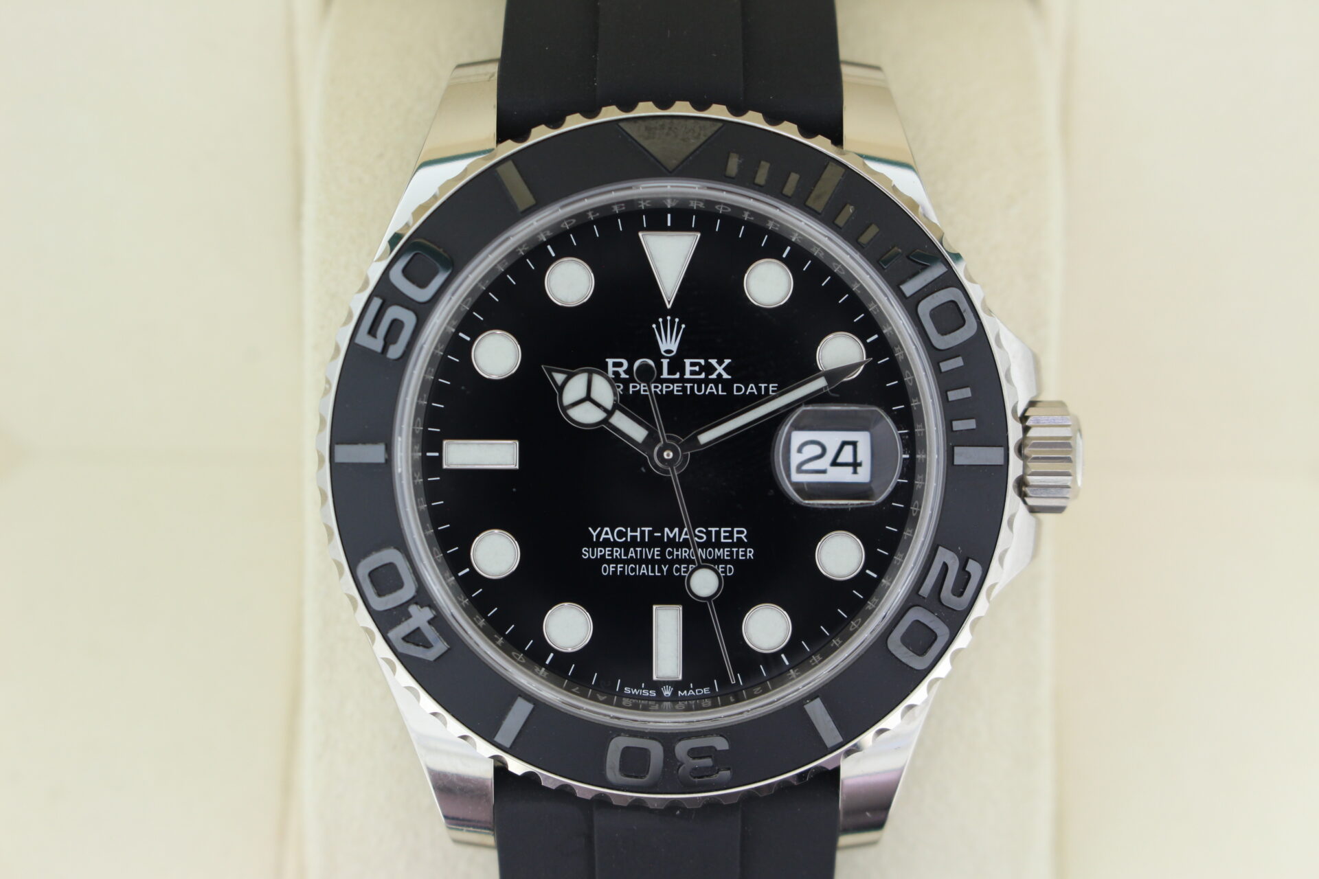 Rolex Yacht-Master 42 226659 watch face