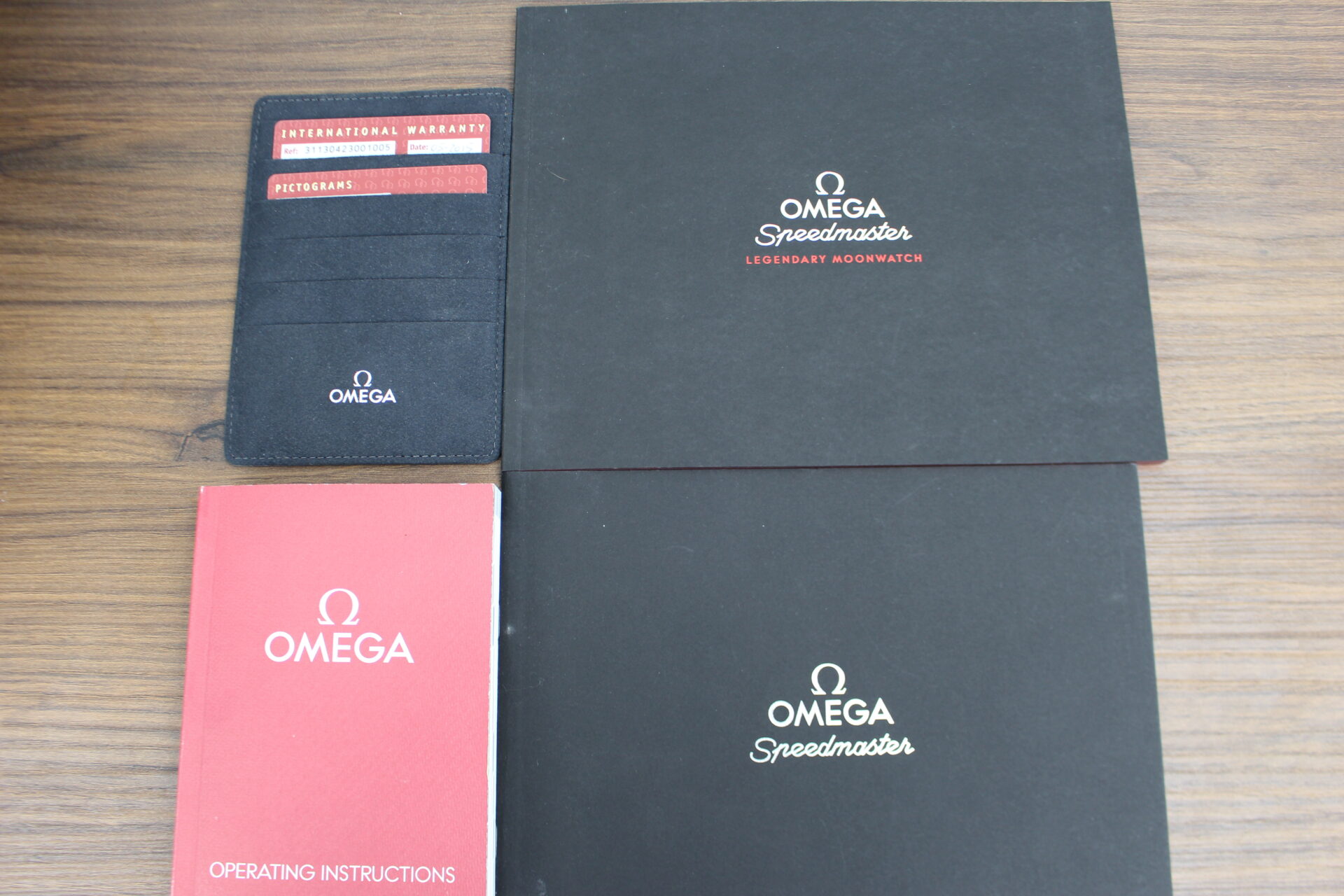 Omega Speedmaster Moonwatch Professional papers and warranty cards