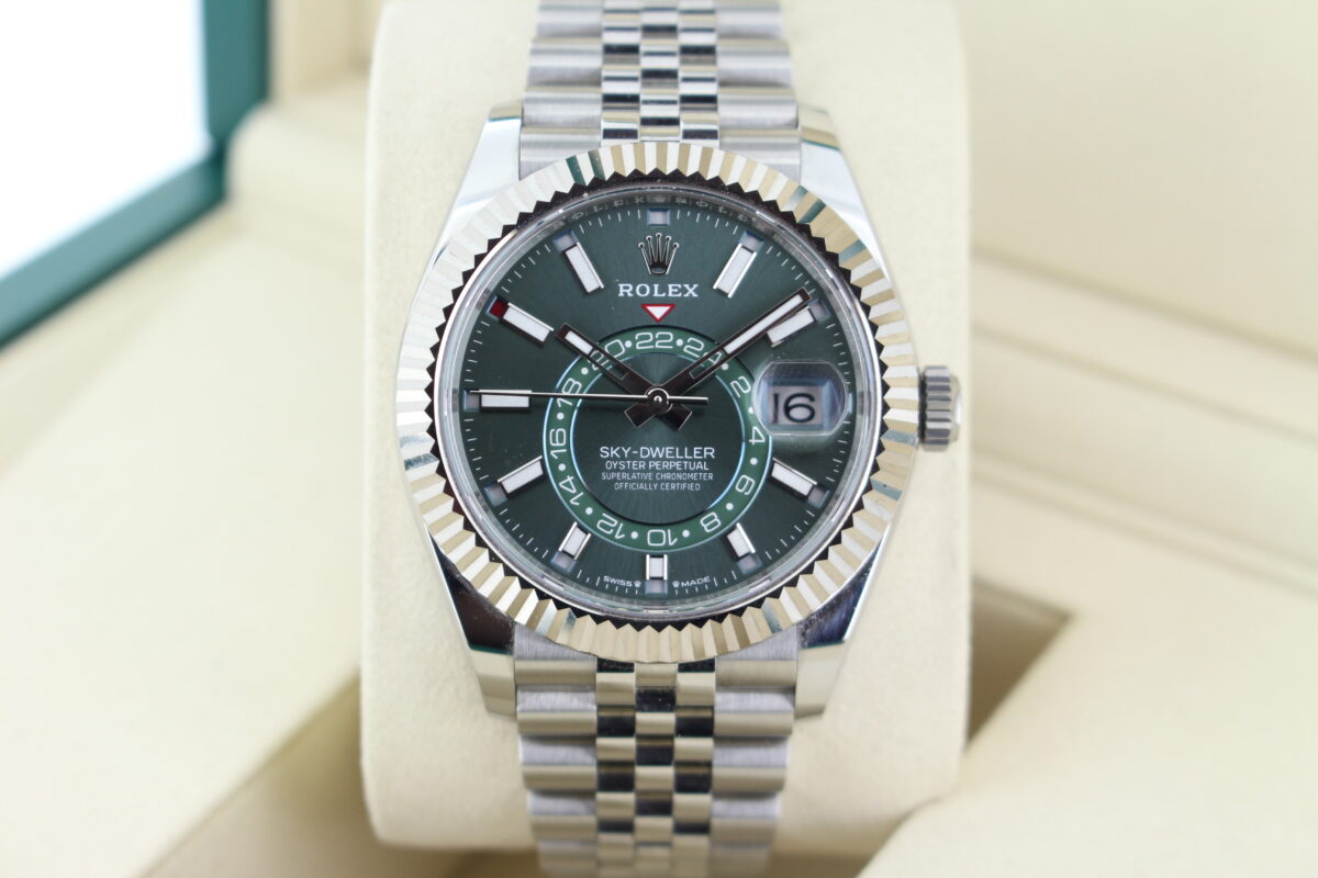 Rolex Sky-Dweller Green Dial 336934 turned