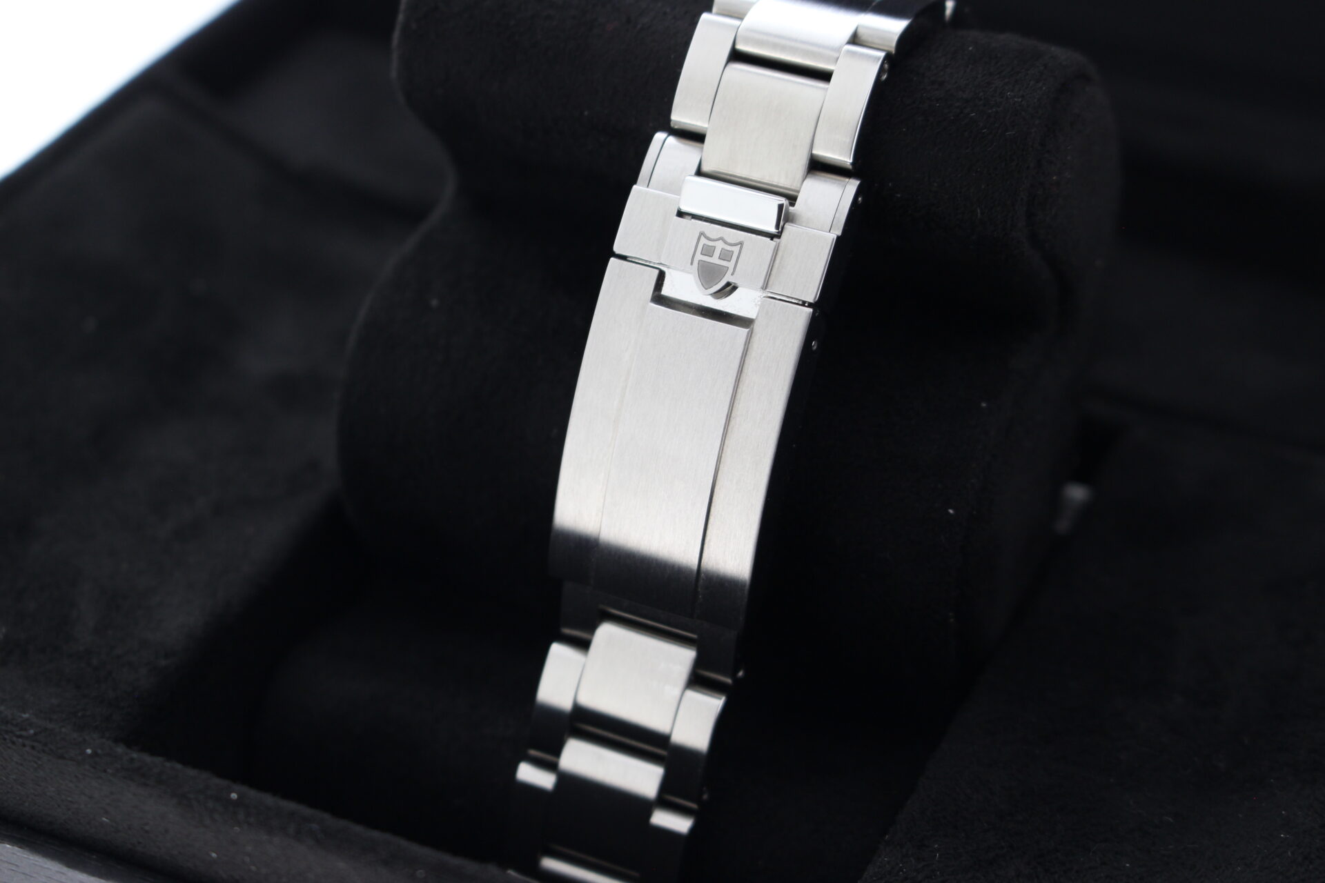 Tudor Black Bay 68 7943A1A0NU clasp