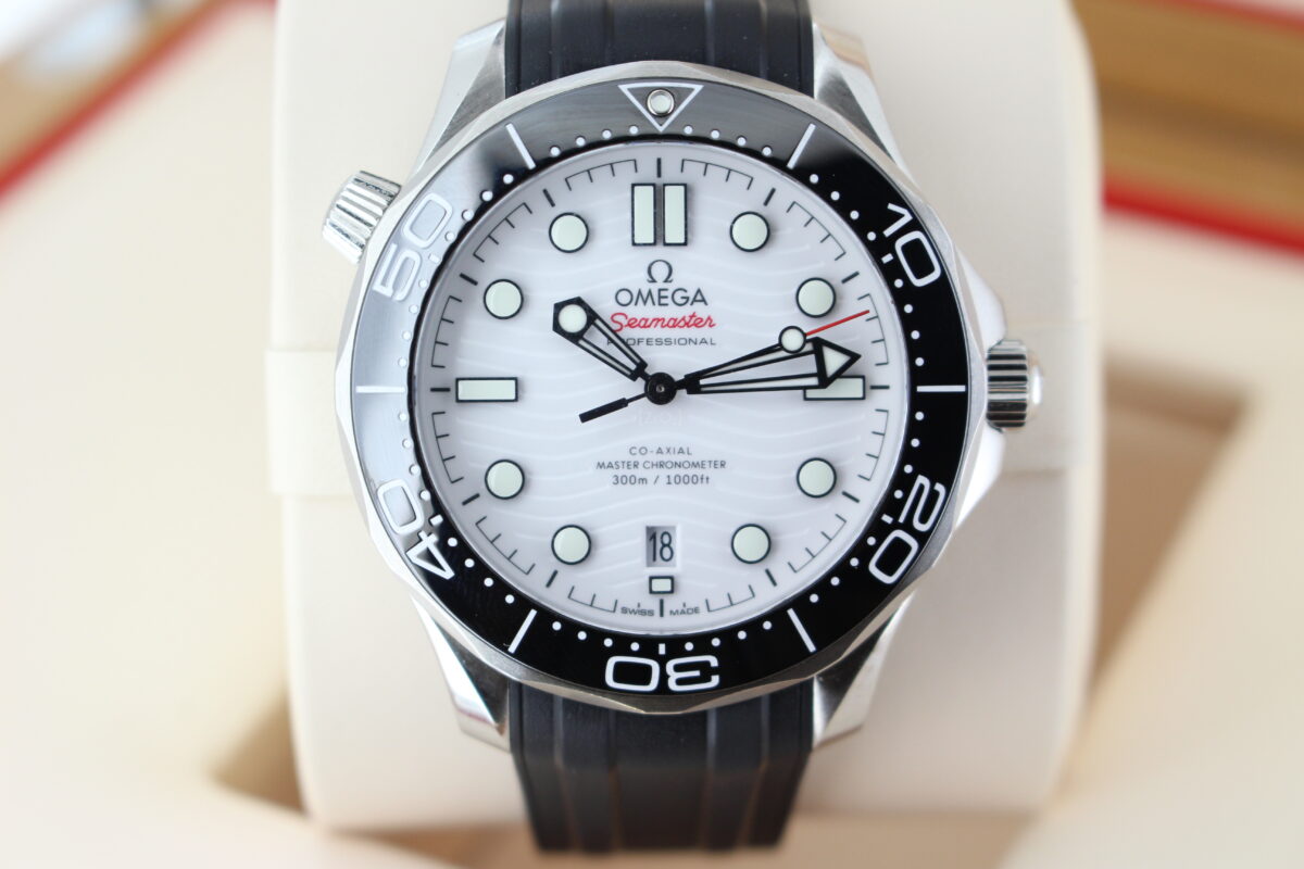 Omega Seamaster 300m White turned