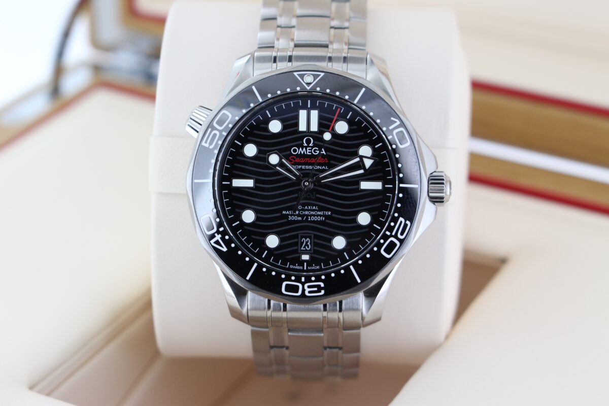 Omega Seamaster Diver Black 300m turned