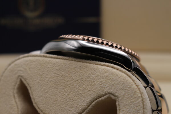Rolex Case Side
