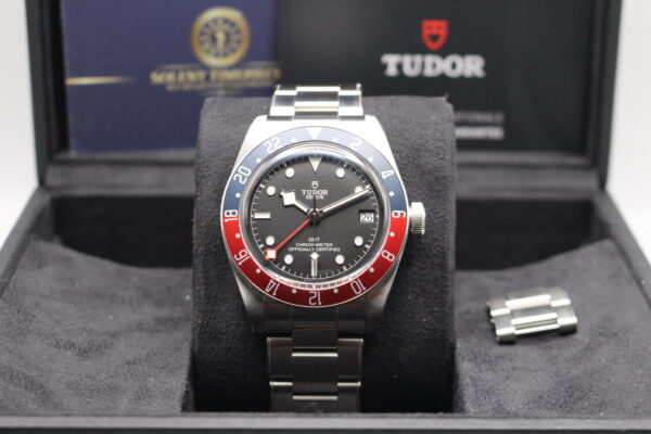 Tudor Black Bay GMT Pepsi M79830RB - Image 3