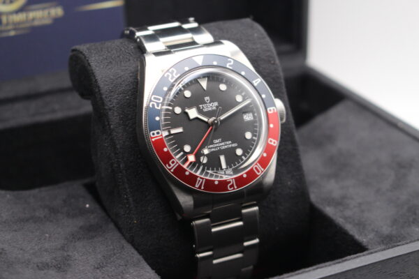 Tudor Black Bay GMT Pepsi M79830RB - Image 5