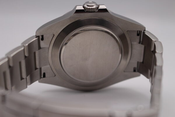 Explorer 2 caseback