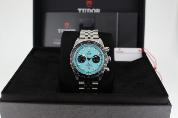 Tudor Black bay chrono with all its original accessories making a full set
