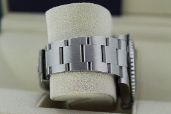 Rolex Oyster Bracelet on a submariner