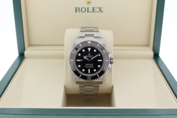 Rolex Submariner No Date 124060 - Image 4