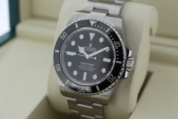 Rolex Submariner No Date 124060 - Image 6