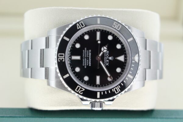 Rolex Submariner No Date 124060 - Image 9