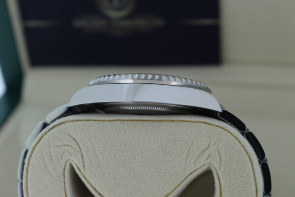 Rolex Case Side