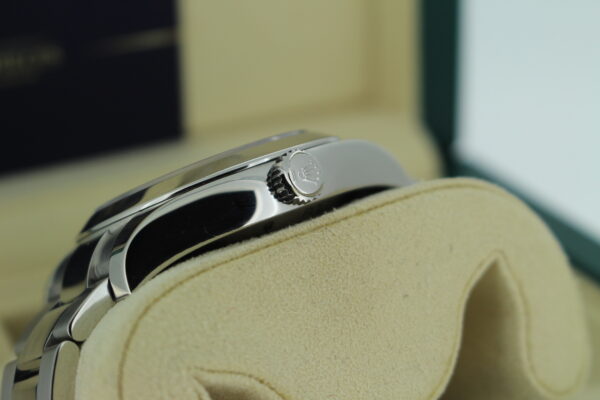 Rolex Milgauss Crown and case side