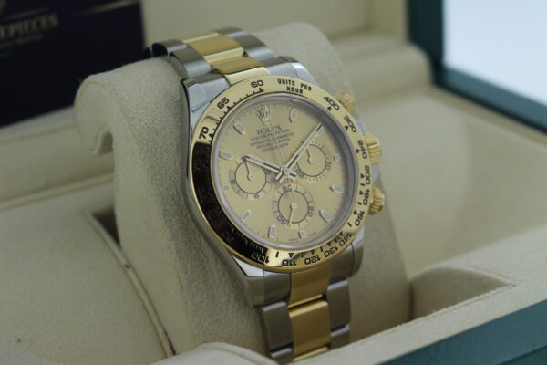 Rolex Daytona Champagne 116503 - Image 6
