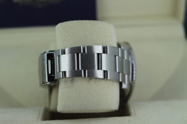 Rolex Oyster bracelet on a Sea dweller