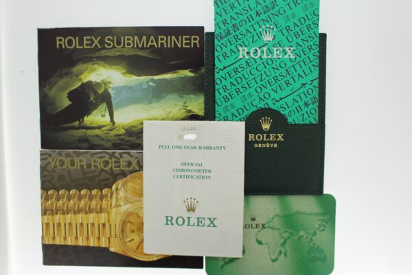 Rolex papers and accessories