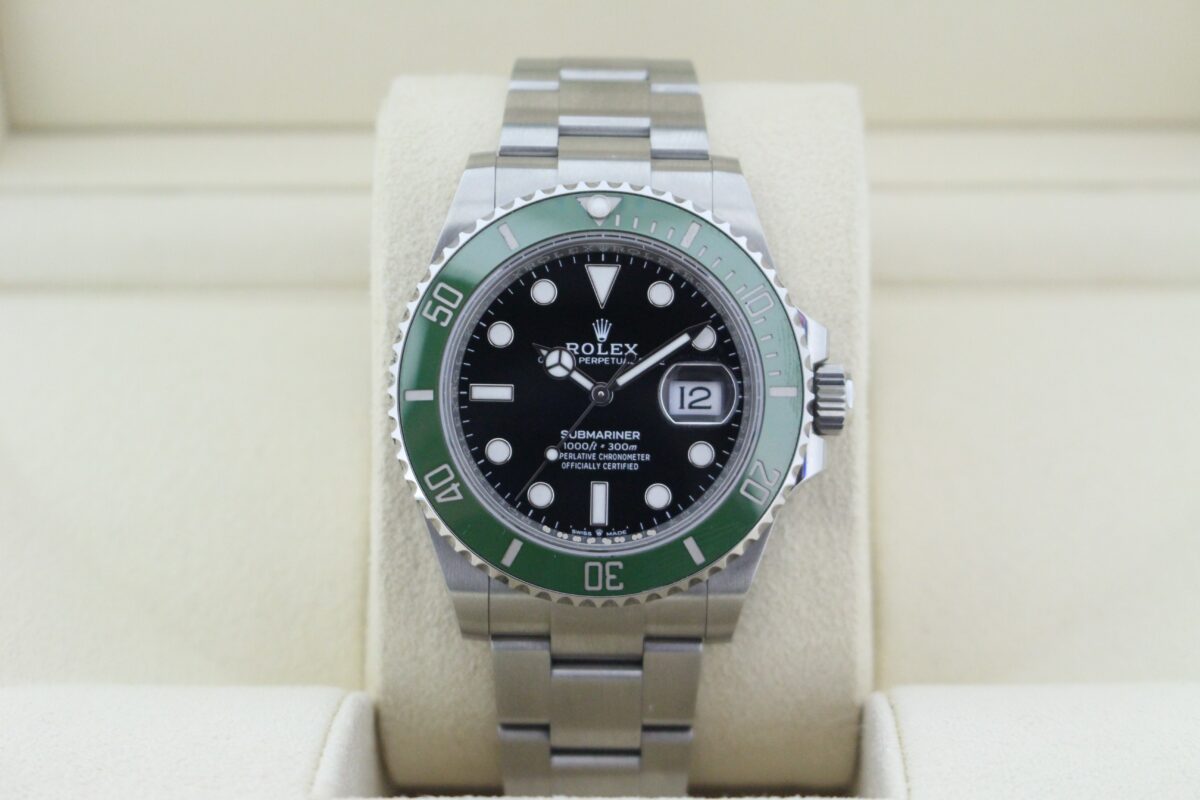 Rolex Submariner Starbucks 126610LV in it's box