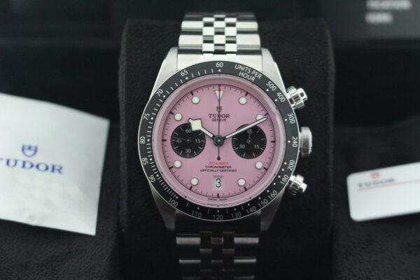 Tudor Black Bay Chrono Inter Miami Pink - Image 9