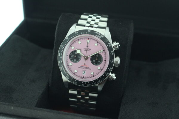 Tudor Black Bay Chrono Inter Miami Pink - Image 5