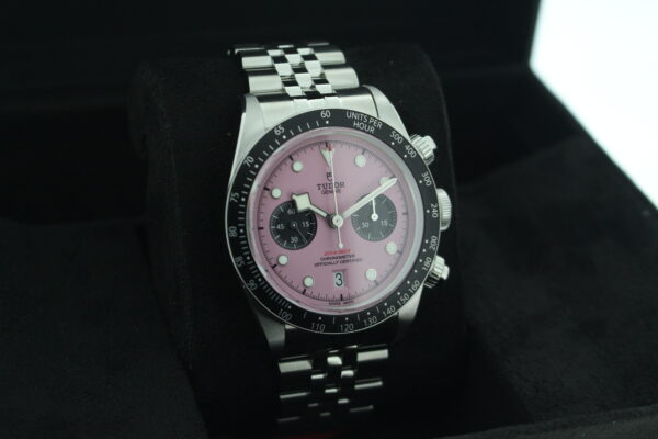 Tudor Black Bay Chrono Inter Miami Pink - Image 6