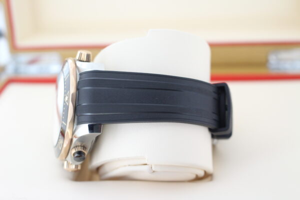 Omega Seamaster Sedna rubber strap