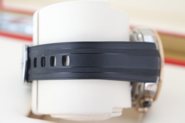 Omega Seamaster Sedna rubber strap