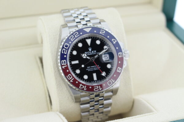 Rolex GMT Master II Pepsi 126710BLRO - Image 6