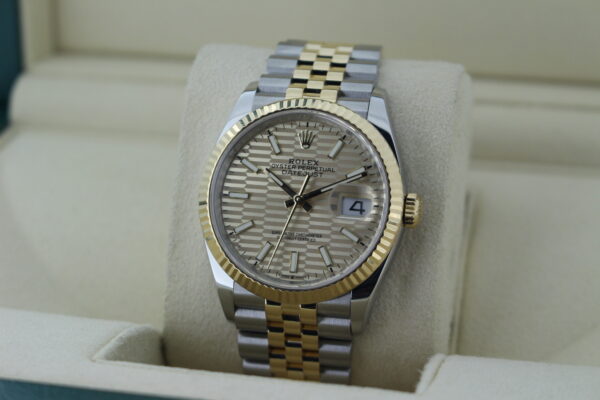 Rolex Datejust 36mm 126233 - Image 6