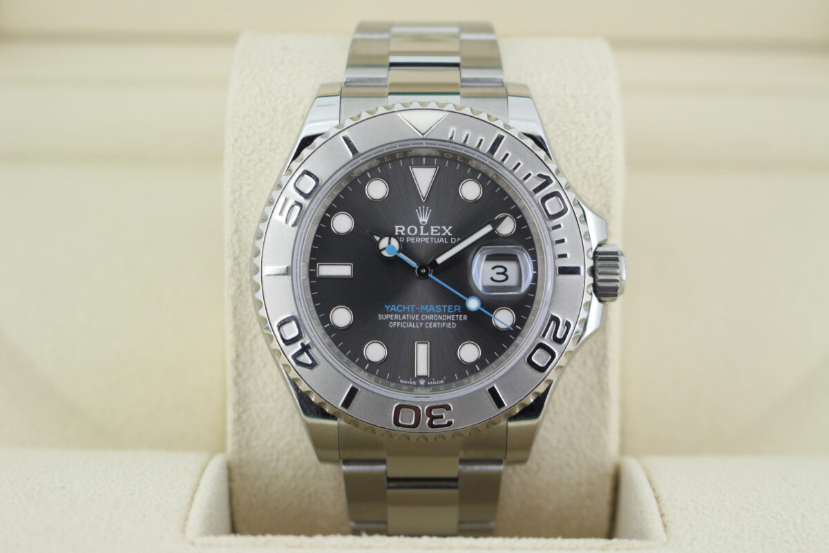 Rolex Yacht Master 40 Rhodium dial and a platinum bezel with a baby blue seconds hand
