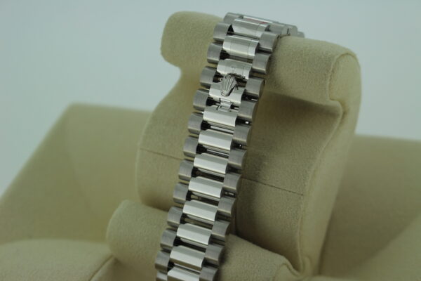 Rolex Day Date President bracelet and concealed clasp