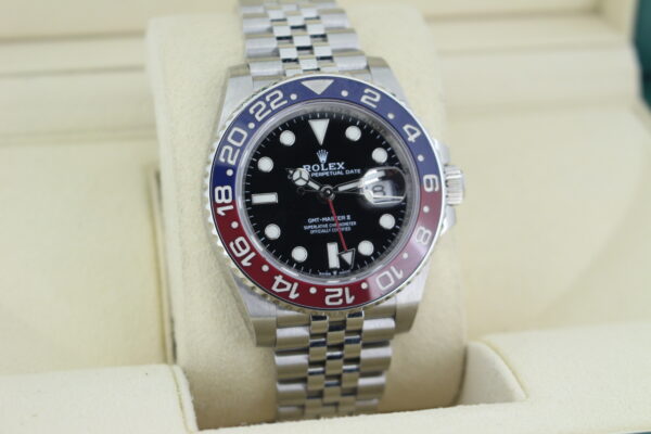Rolex GMT Master II Pepsi 126710BLRO - Image 5