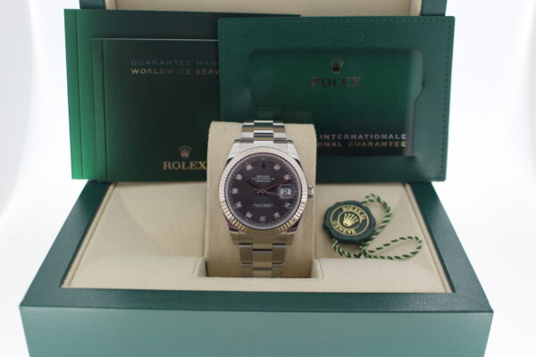 Rolex Datejust 41mm with all original accessories making a full set