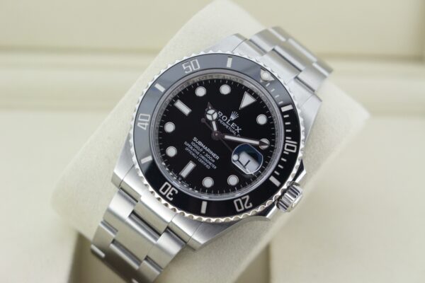 Rolex Submariner Date leaned back at an angle