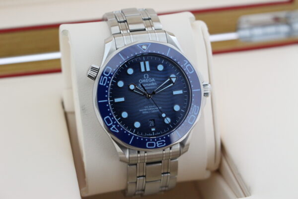 Omega Seamaster Summer Blue 300m - Image 3