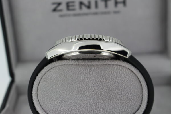 Zenith caseside