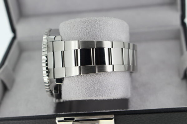 Zenith bracelet with polished centre links