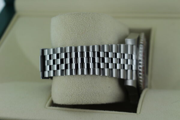 Rolex GMT Master II Pepsi 126710BLRO jubilee bracelet